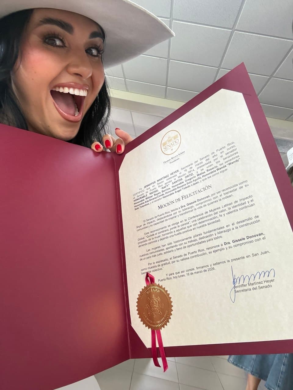 Dr. Gissele Donovan honored by the Senate of Puerto Rico
